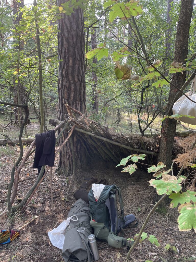 Laubhütte oder Trapperbett